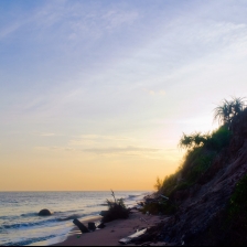 senja di ujung kota by je 
